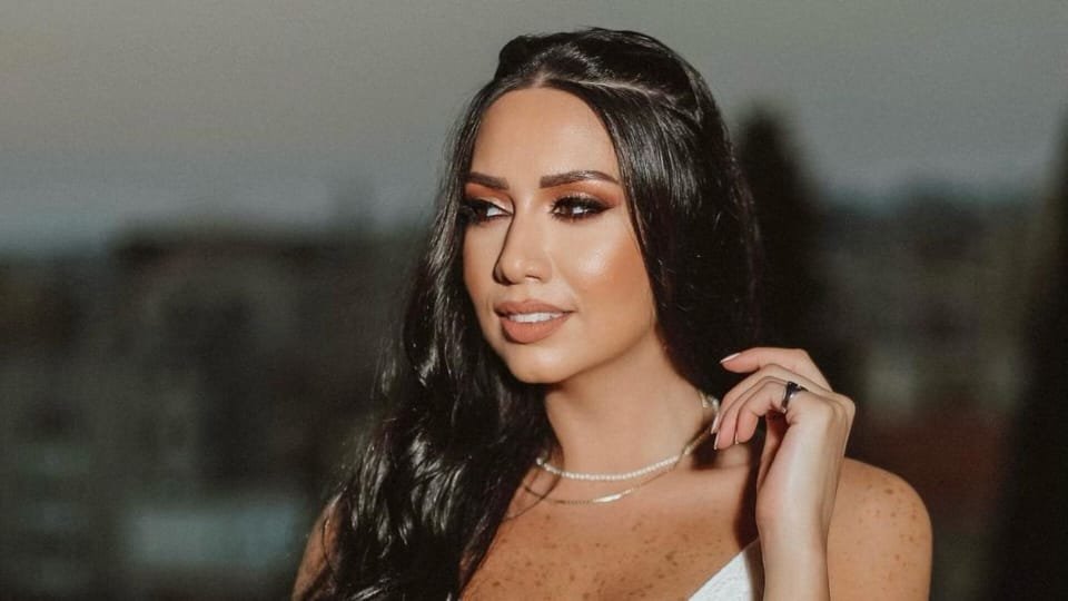 الفنانة كريستيل الملاح تستعد لإطلاق أغنية جديدة