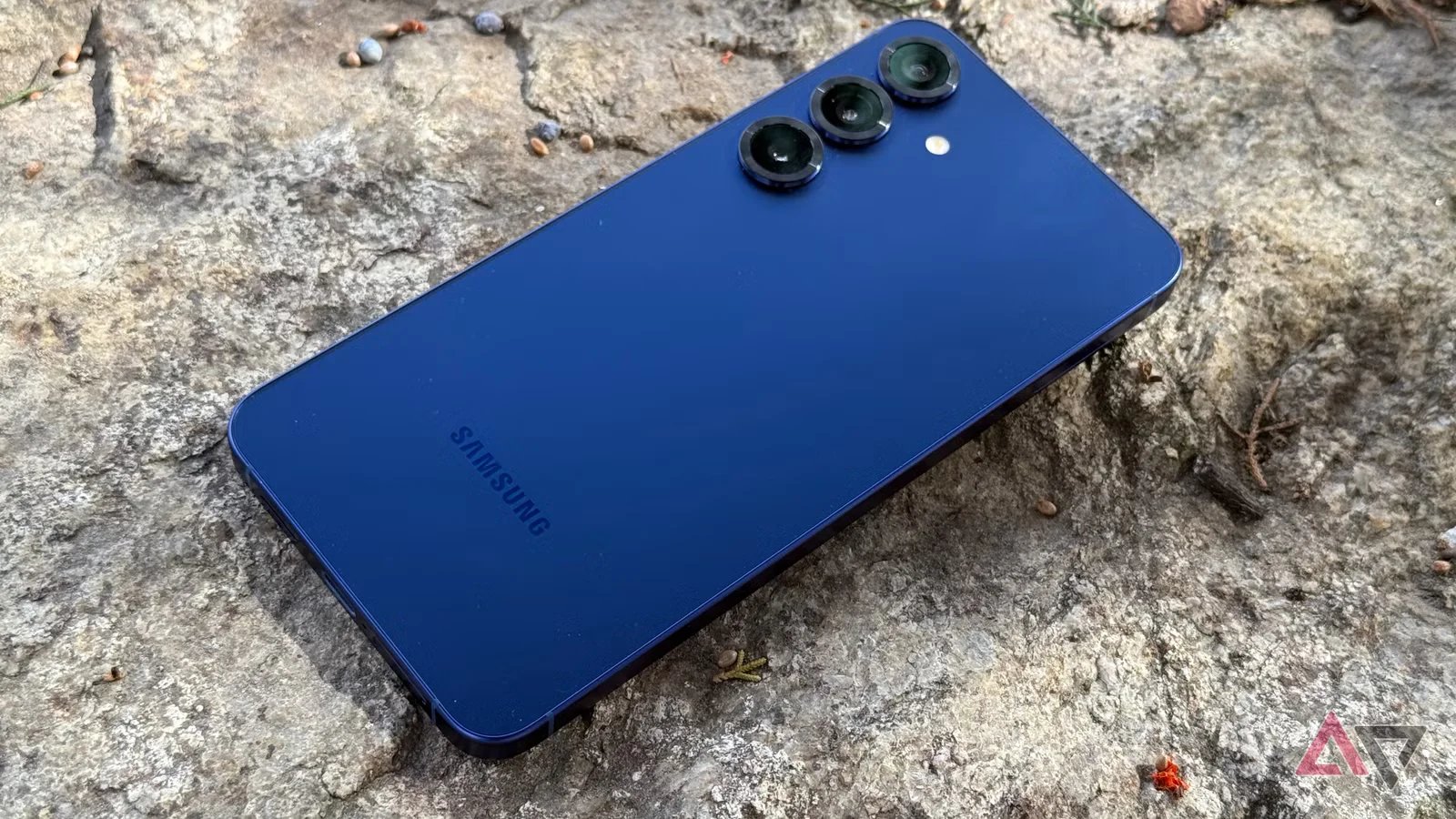 أعطتنا مواصفات بطارية S26+ المسربة هذا الأمر من قبل