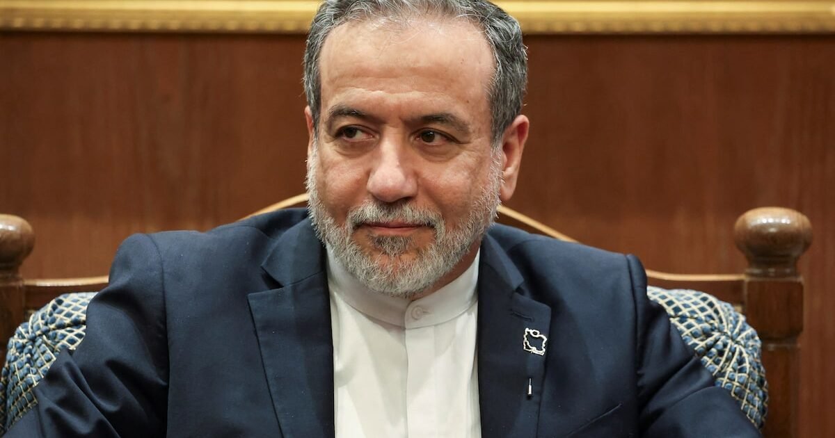 وزارة الخارجية اللبنانية تؤكد ضرورة إدارة العلاقات مع إيران عبر الدولة