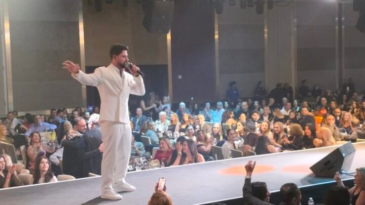 حضور جماهيري كبير في حفل كريم نور بسان دييغو نظمته Glory Nights