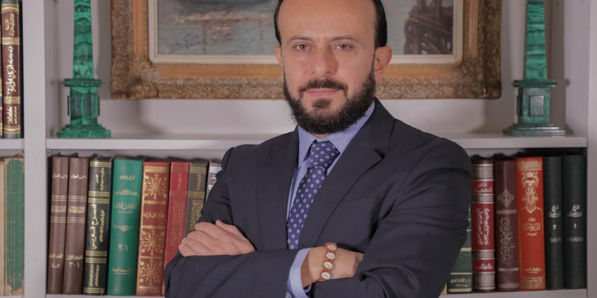الدكتور علي حمّود: الدّولة ومؤسساتها الماليّة تجلِدُ المودعين والمغتربين بسياط ودائعهم