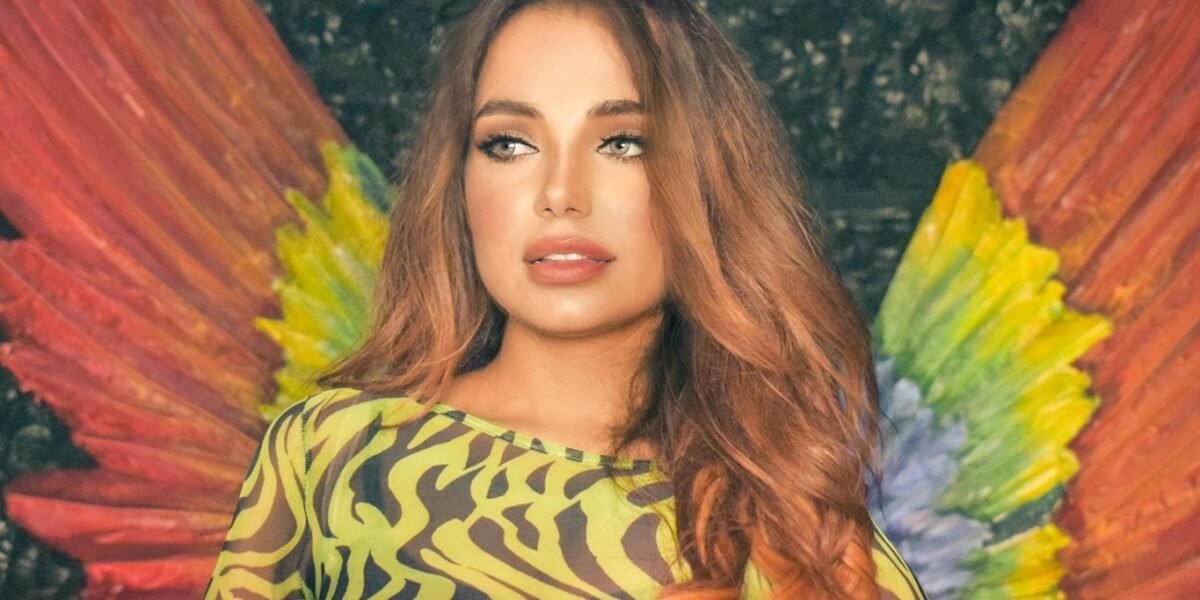 الفنانة اللبنانية جنى في لقاء خاص عبر خبر عاجل TV ، أول فنانة عربية تقدم حفل مباشر عبر تطبيق ” تيك توك “