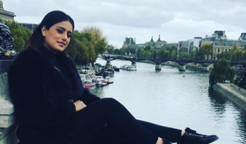 خبيرة التجميل “عظمي شبير/ Uzma Shbr” تشارك متابعيها فيديو تطبيقي لتقنية الـ”Dermal Fillers”