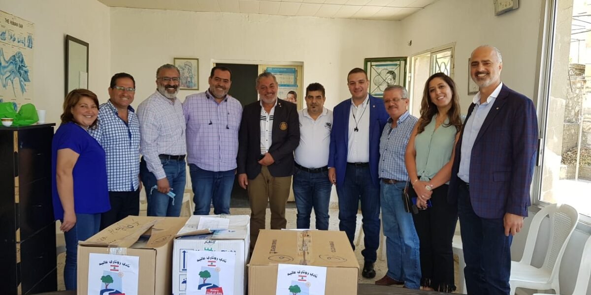 مبادرة من نادي روتاري عاليه توزيع ادوية خاصة للاطفال في سبعة مستوصفات في منطقة الجرد-عاليه