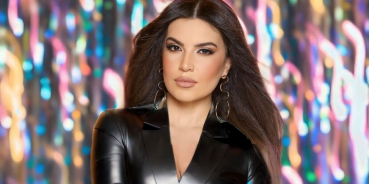 ميرا مخايل تخطف الأنظار بأحدث ظهور