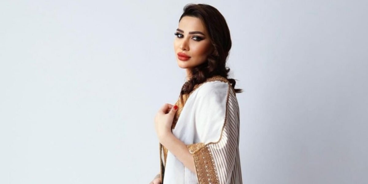 “جنون الأنا”… كتاب من توقيع سارة شعبان