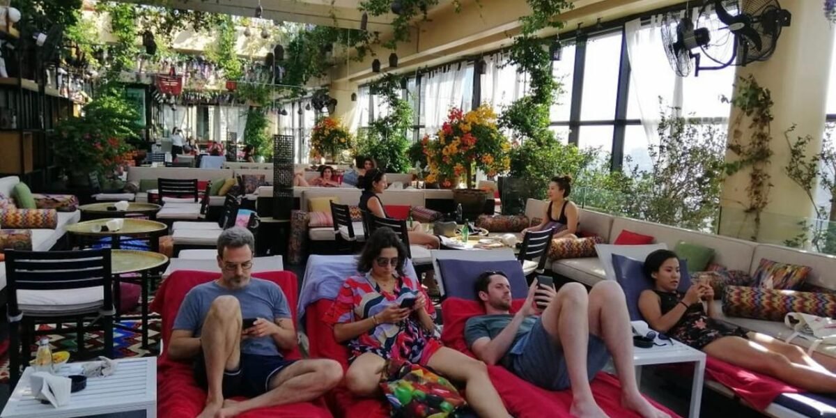 Smallville Hotel: A Charming view and Distinctive Services